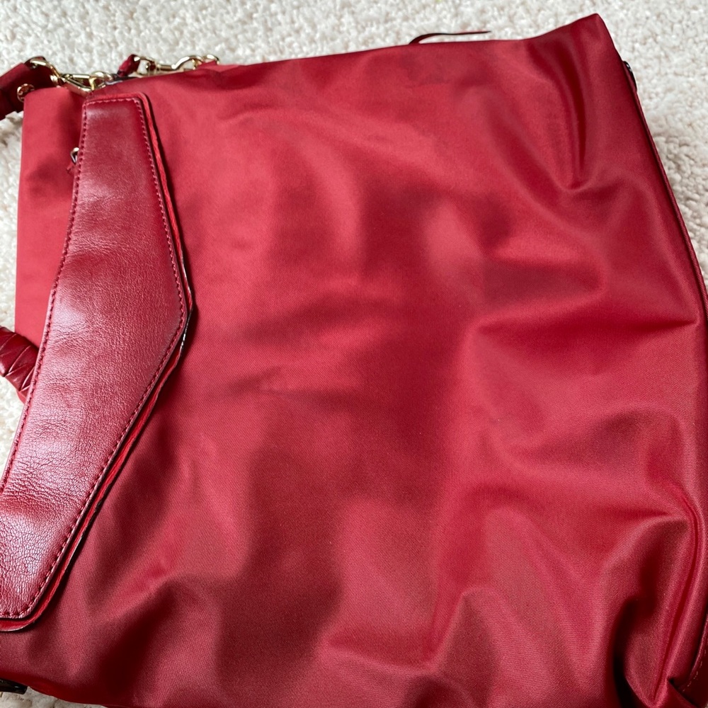 MZ Wallace Bedford Thompson Hobo Cranberry Small - Picture 5 of 16